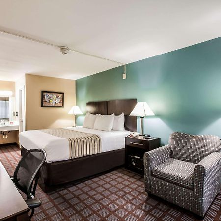 Super 8 By Wyndham Meadowlands Hotel Carlstadt Luaran gambar