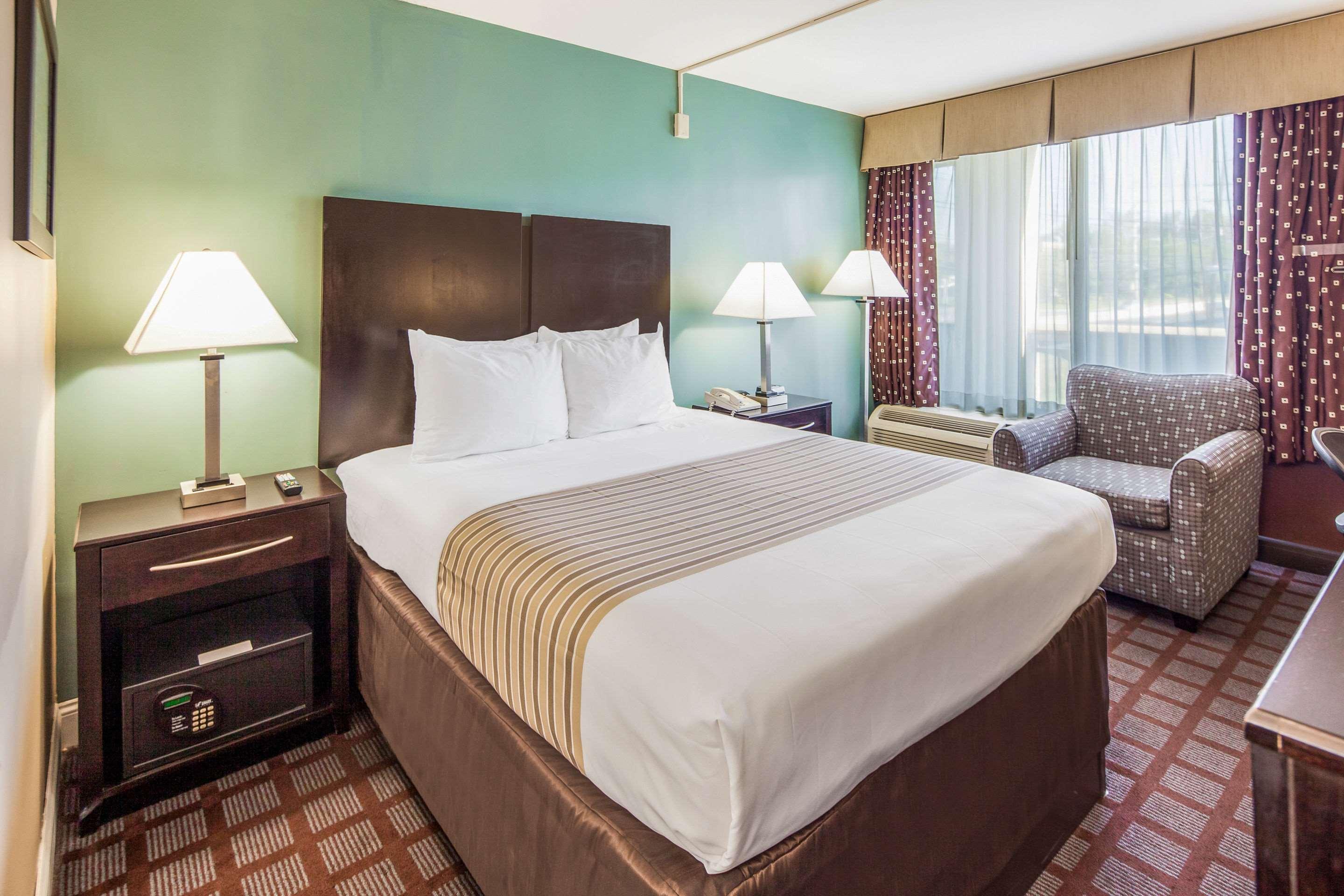 Super 8 By Wyndham Meadowlands Hotel Carlstadt Luaran gambar